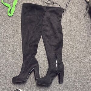 Gianni Bini Black Heeled Boots Sleek Sophisticated